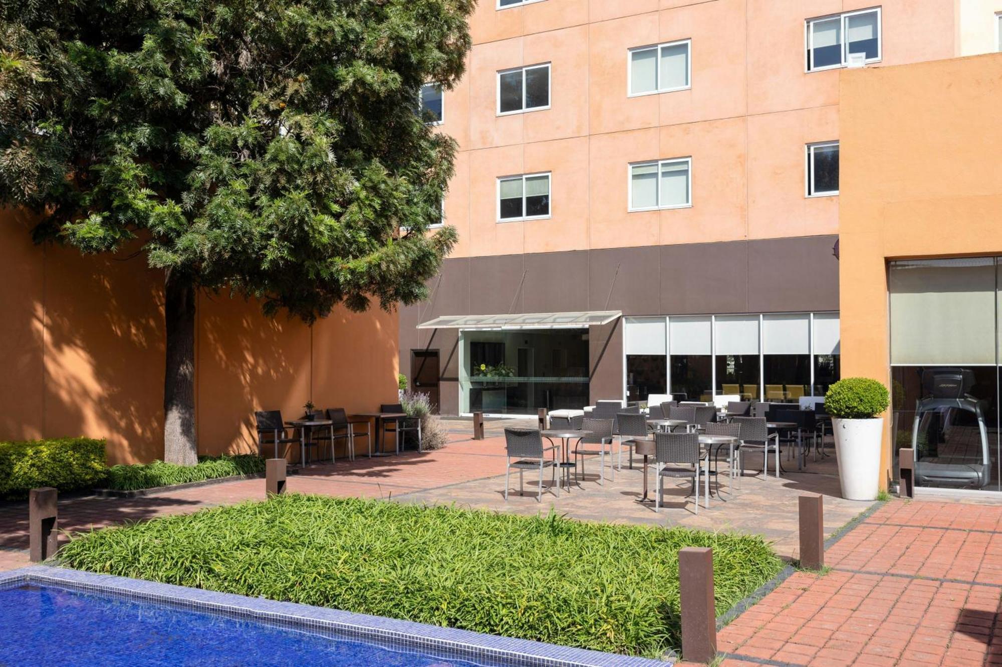 Courtyard Toluca Tollocan Eksteriør billede